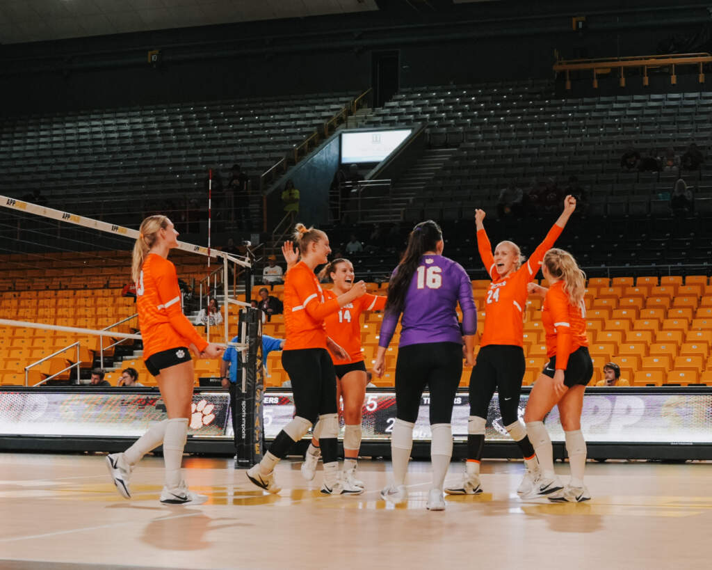 GAMEDAY CENTRAL: Volleyball Hosts “New” Jervey Gym Home Opener, Travels to Greenville