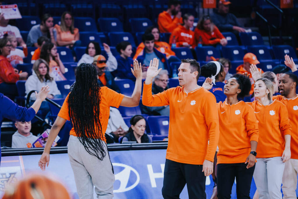 GAMEDAY CENTRAL: Tigers Host Gators in 2024 SEC/ACC Challenge