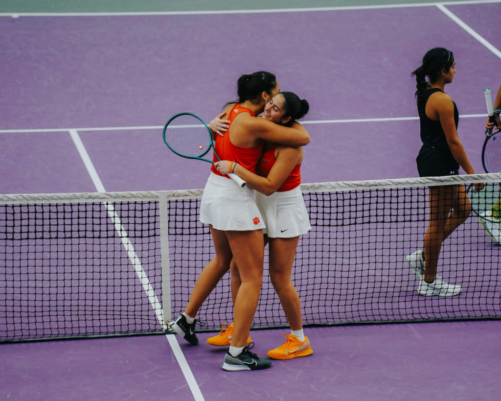 WTEN: Yecora Sweeps, Tigers Secure First Win 5-2