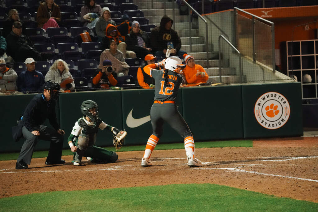 Four Homers Push Tigers Past Charlotte
