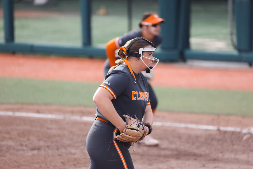 Tigers Extend Win Streak to 14; Defeats CSU Twice