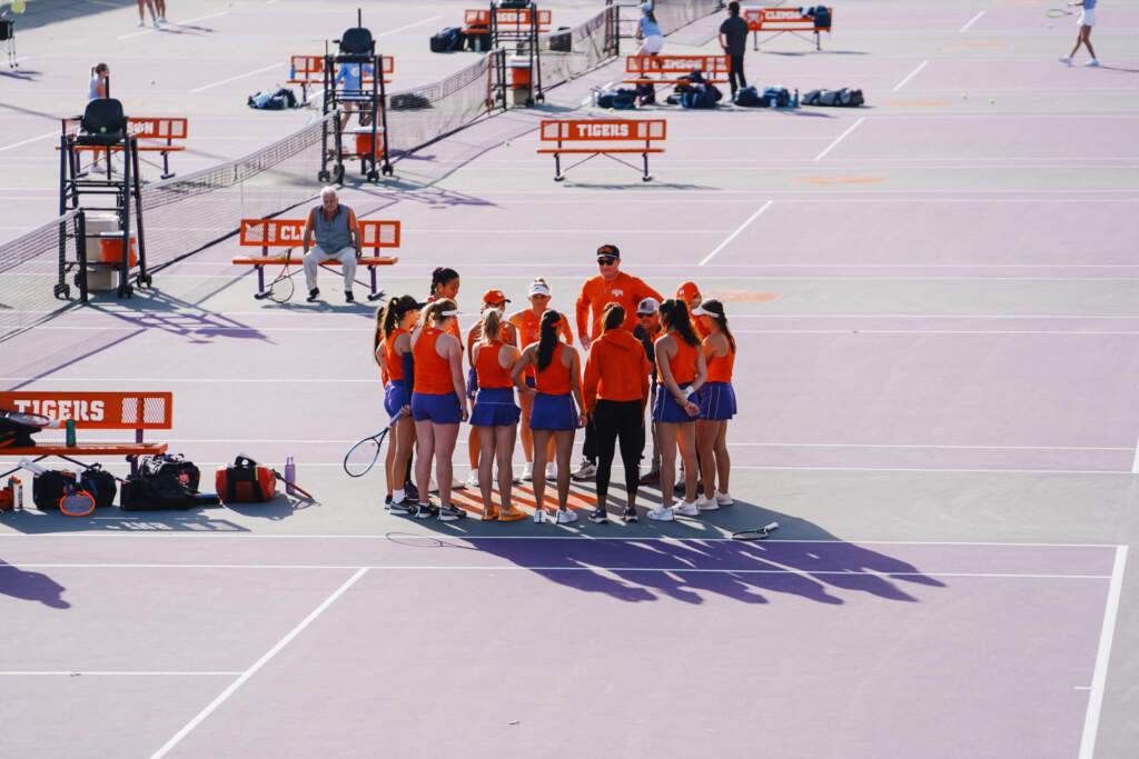 WTEN: No. 5 North Carolina Outlasts No. 24 Clemson, Two Doubles Pairs Shine on the Day
