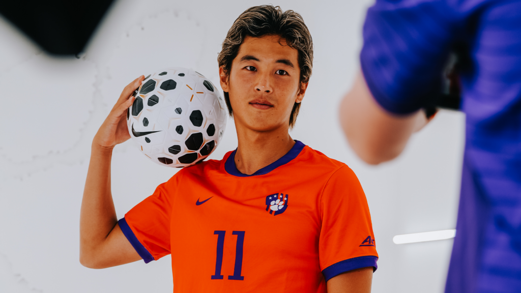 Photo Gallery: Behind The Scenes of Men’s Soccer Media Day