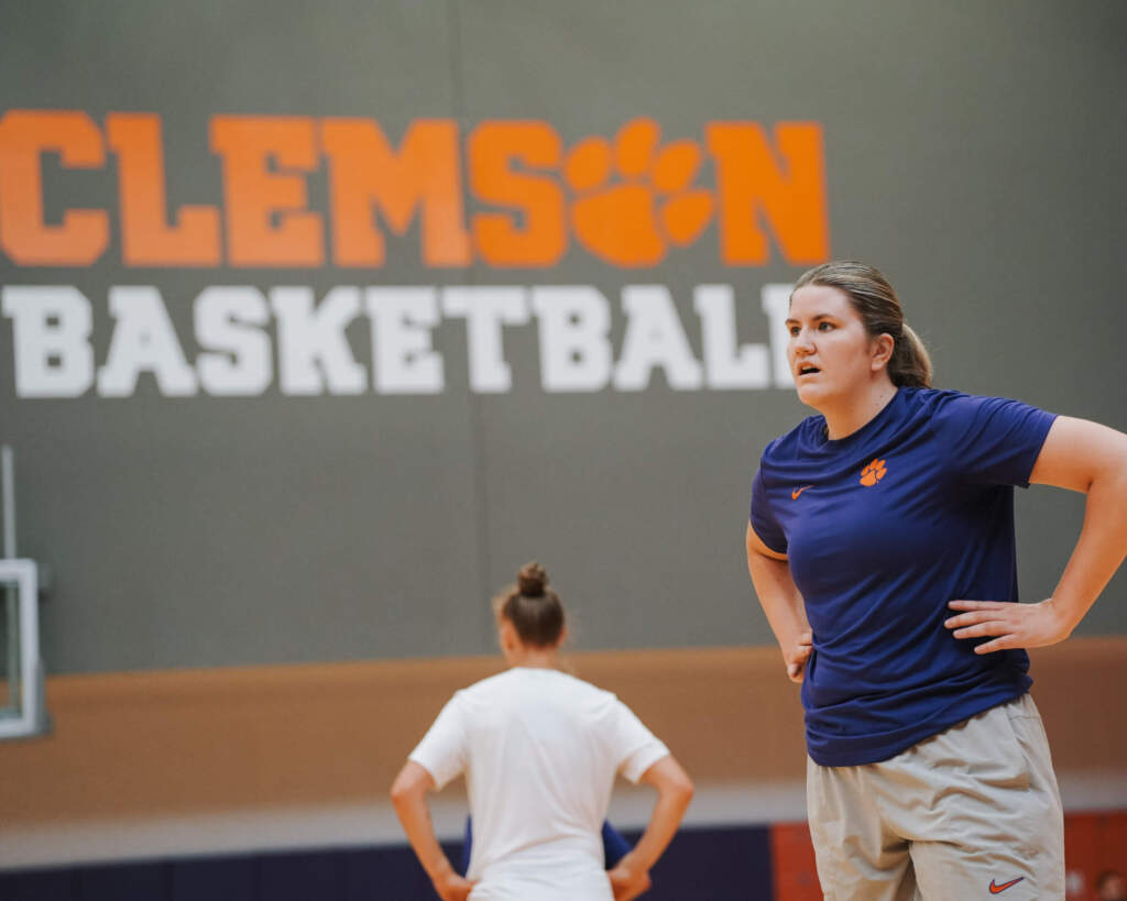 Photo Gallery: Women’s Basketball Continues Summer Practice