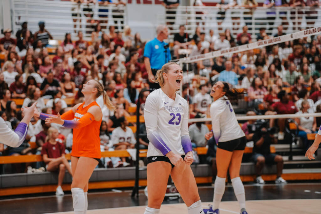 Clemson Defeats South Carolina in Five Sets