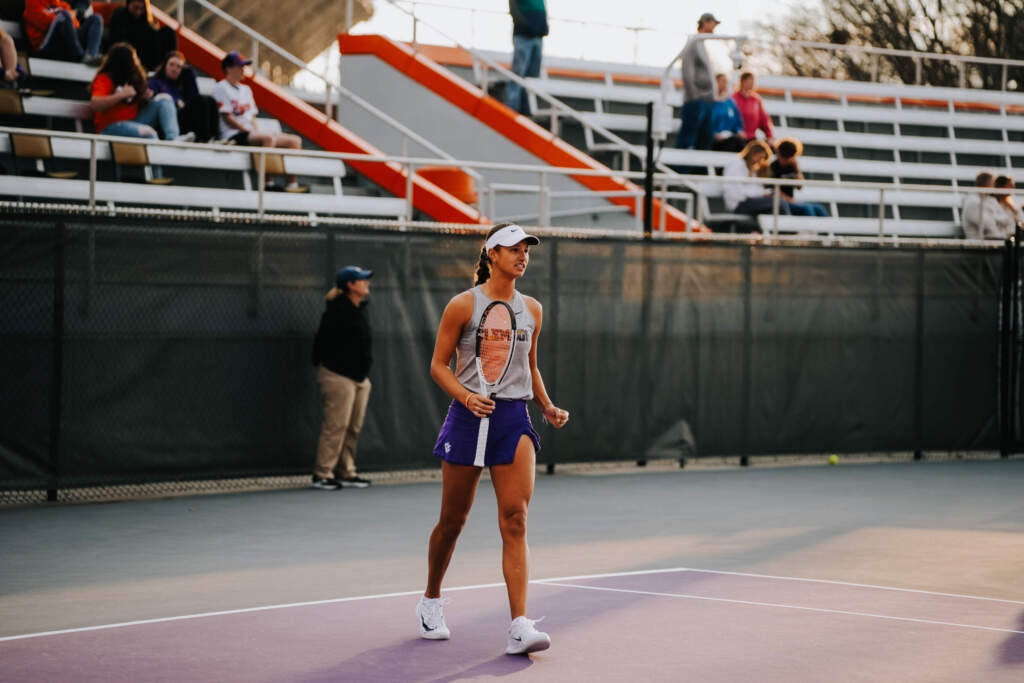 WTEN: No. 15 Tigers Pick up 4-1 Victory over No. 44 Notre Dame